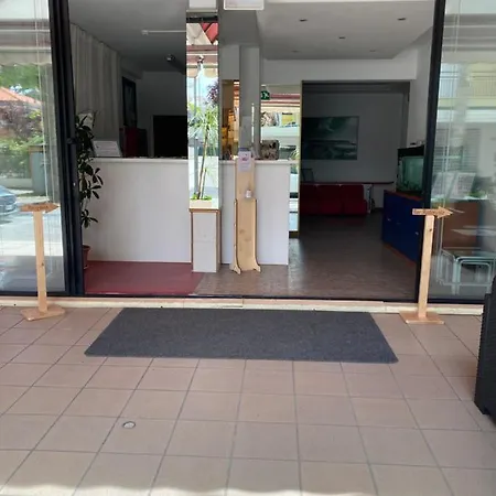 Hotel Dipendenza Vegas Riccione