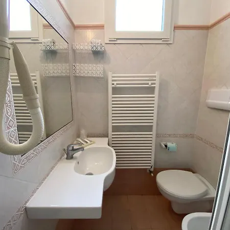 Ξενοδοχείο Dipendenza Vegas *