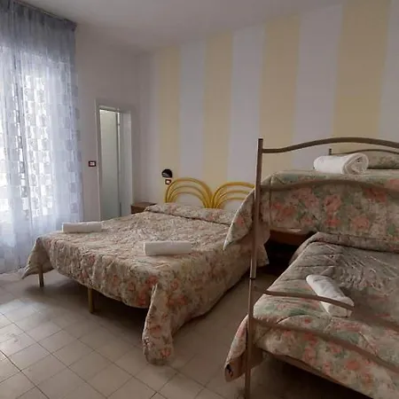 Ξενοδοχείο Dipendenza Vegas *